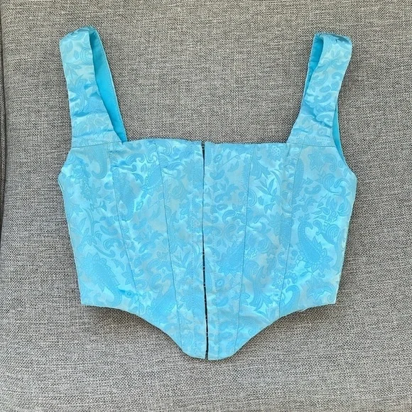 EC Princess Polly Day Dreaming Crop Top - Blue - Size 2 - Picture 2 of 4